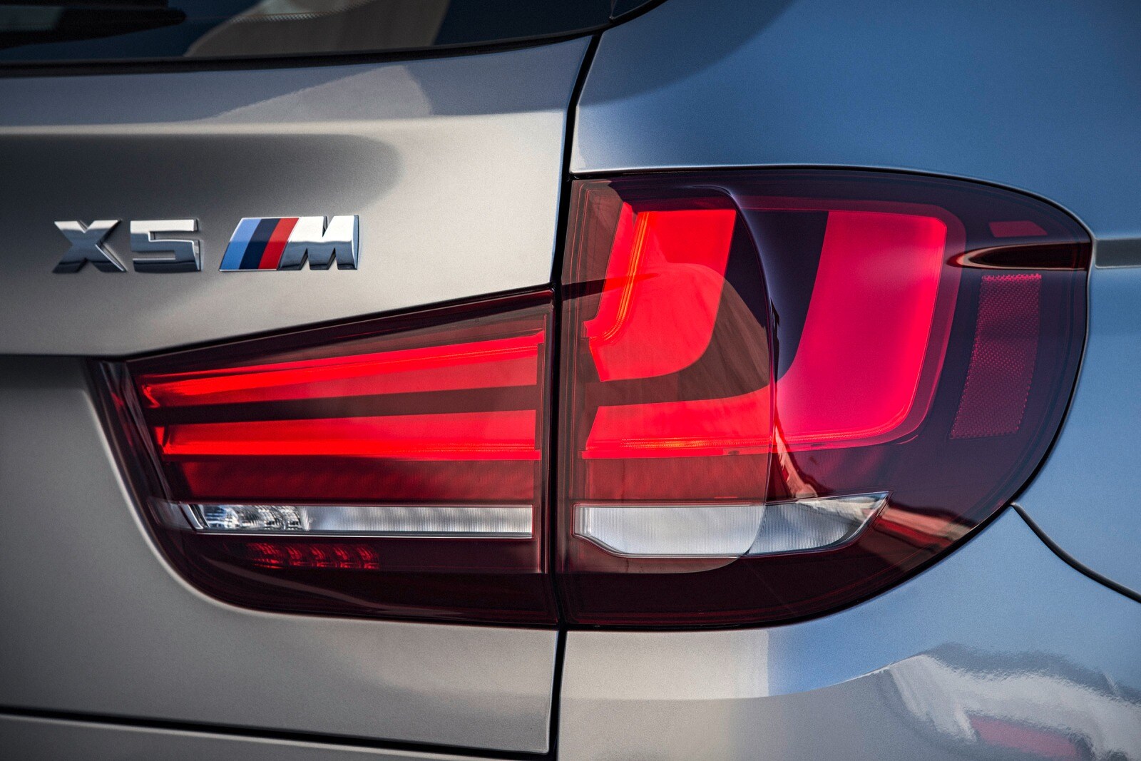 2018 BMW X5 M exterior RBDG