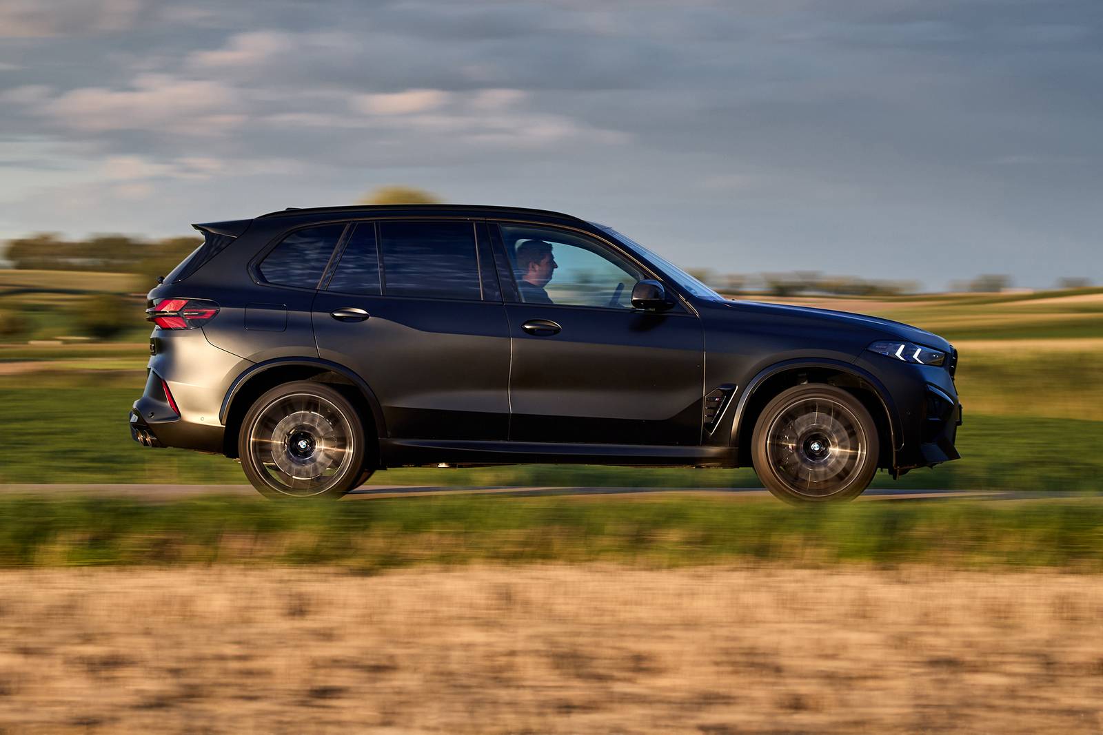 2024 Bmw X5 exterior S