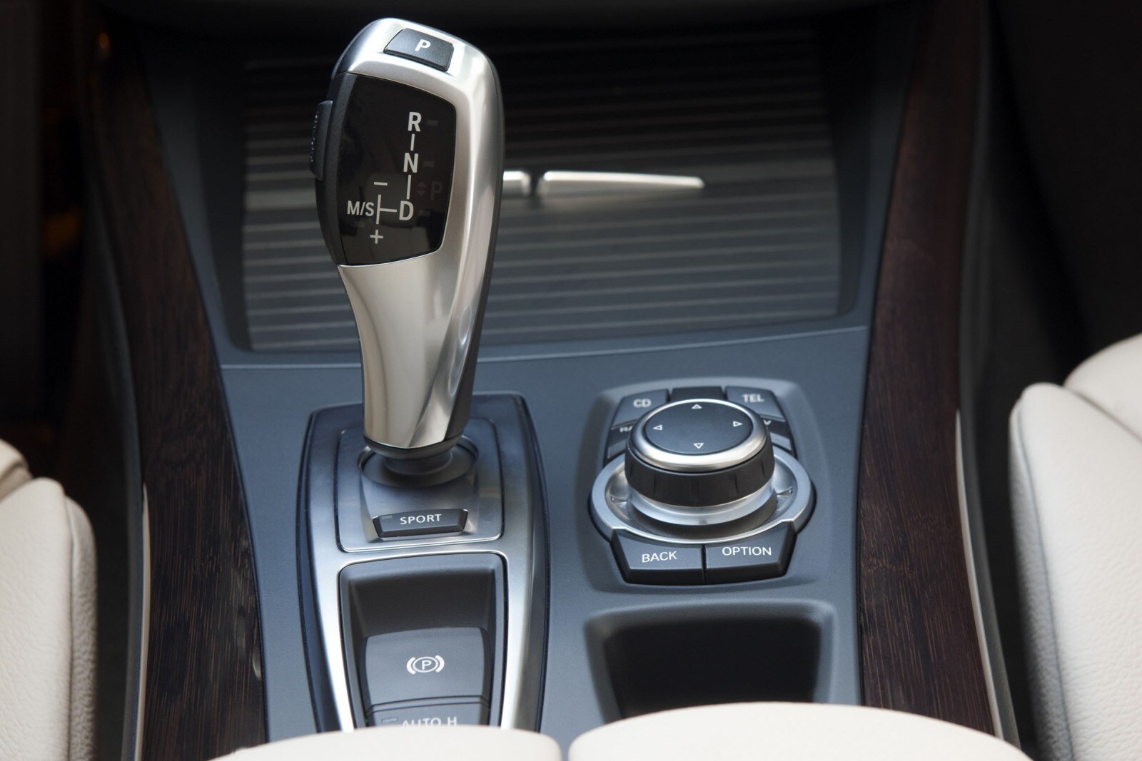 2012 Bmw X5 interior SHF