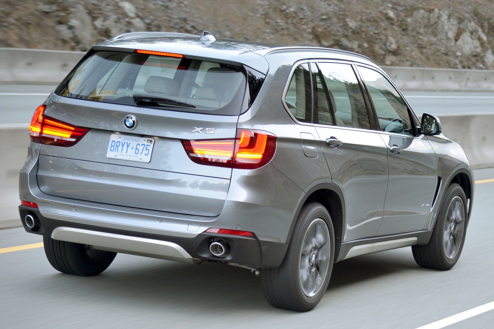 2016 BMW X5 xDrive35d 4dr SUV Exterior Shown