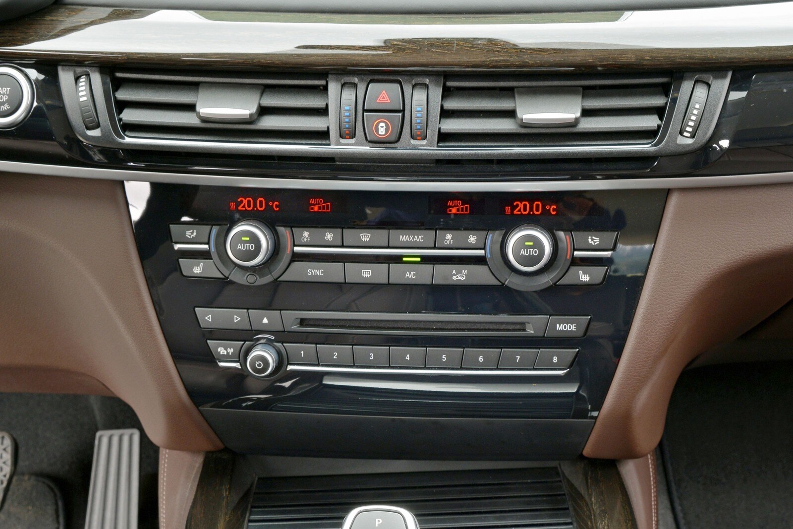 2016 BMW X5 interior CC