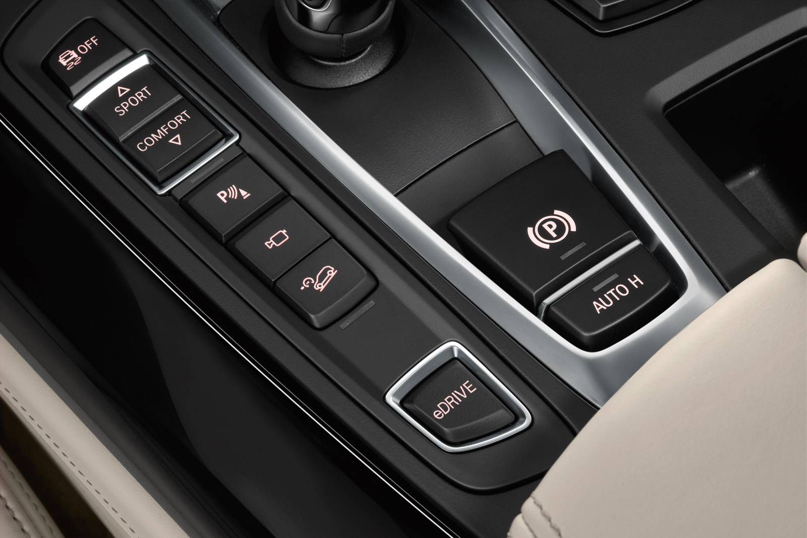 2017 BMW X5 interior AUXCTRL