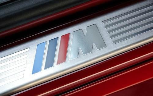 2010 BMW X6 M interior DETAIL