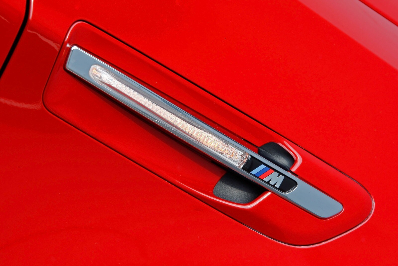 2012 BMW X6 M exterior EDETAIL