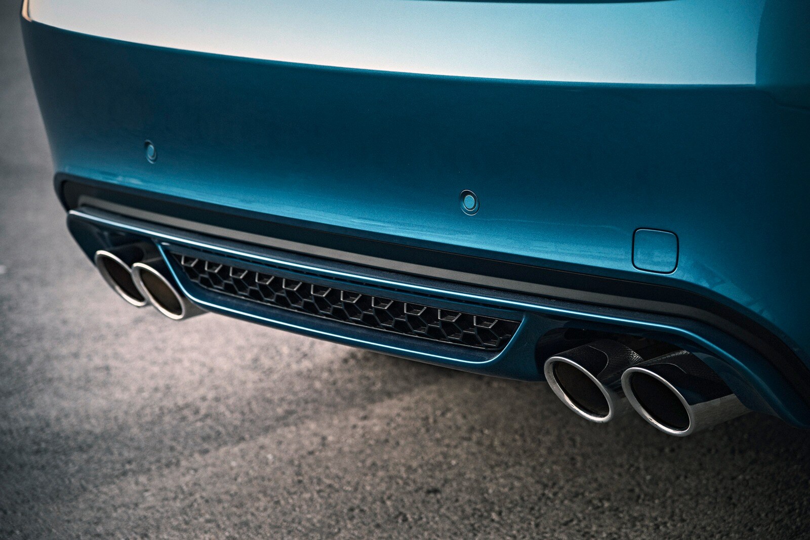 2015 BMW X6 M exterior EDETAIL