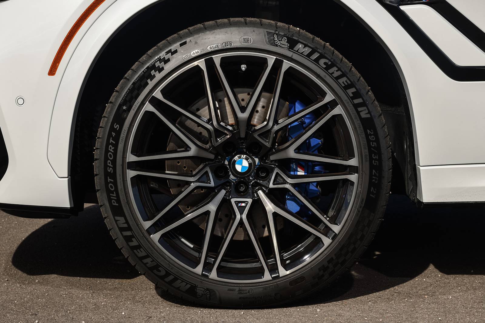 2021 Bmw X6 exterior W