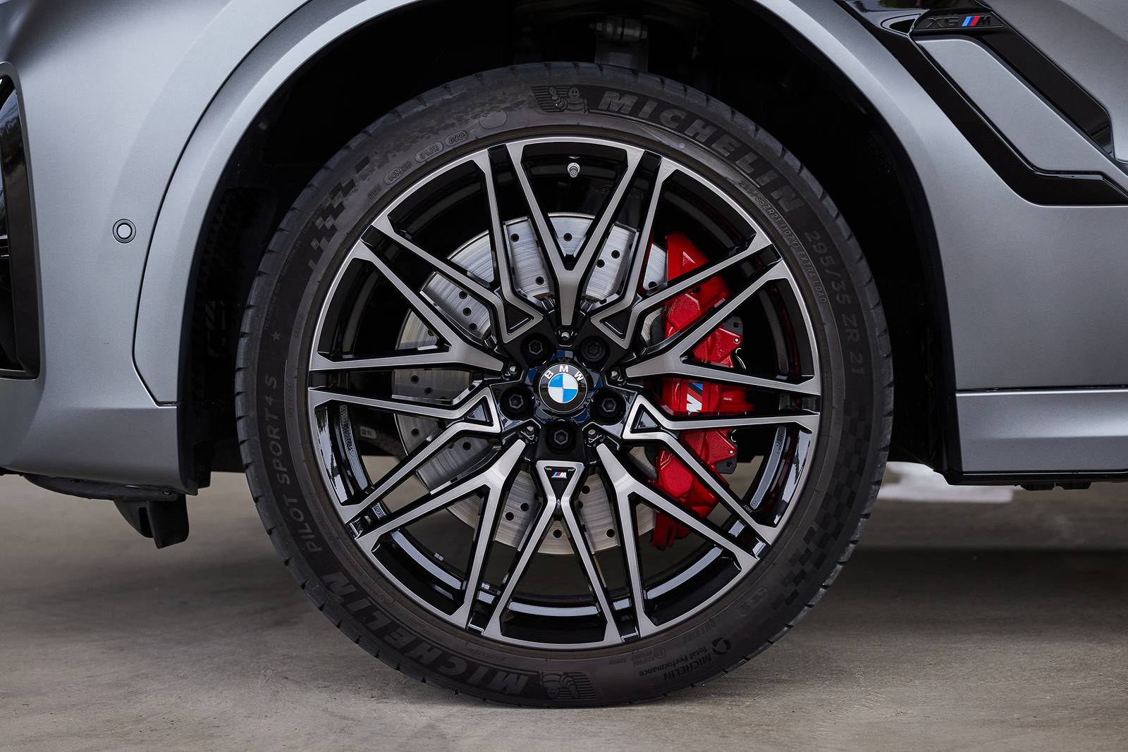 2025 Bmw X6 exterior W