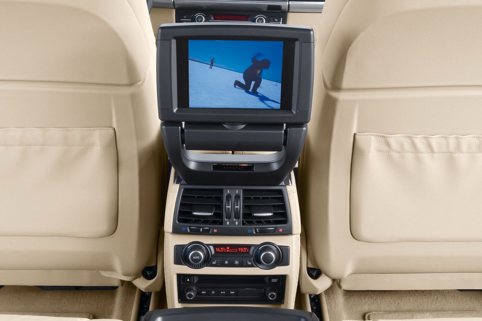 2011 Bmw X6 interior RI