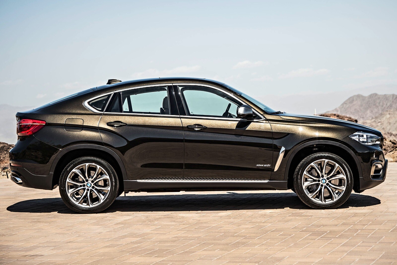 2016 Bmw X6 exterior F