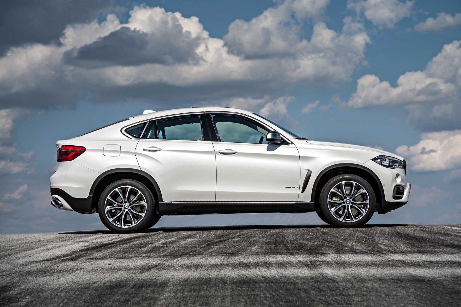 2017 Bmw X6 exterior F