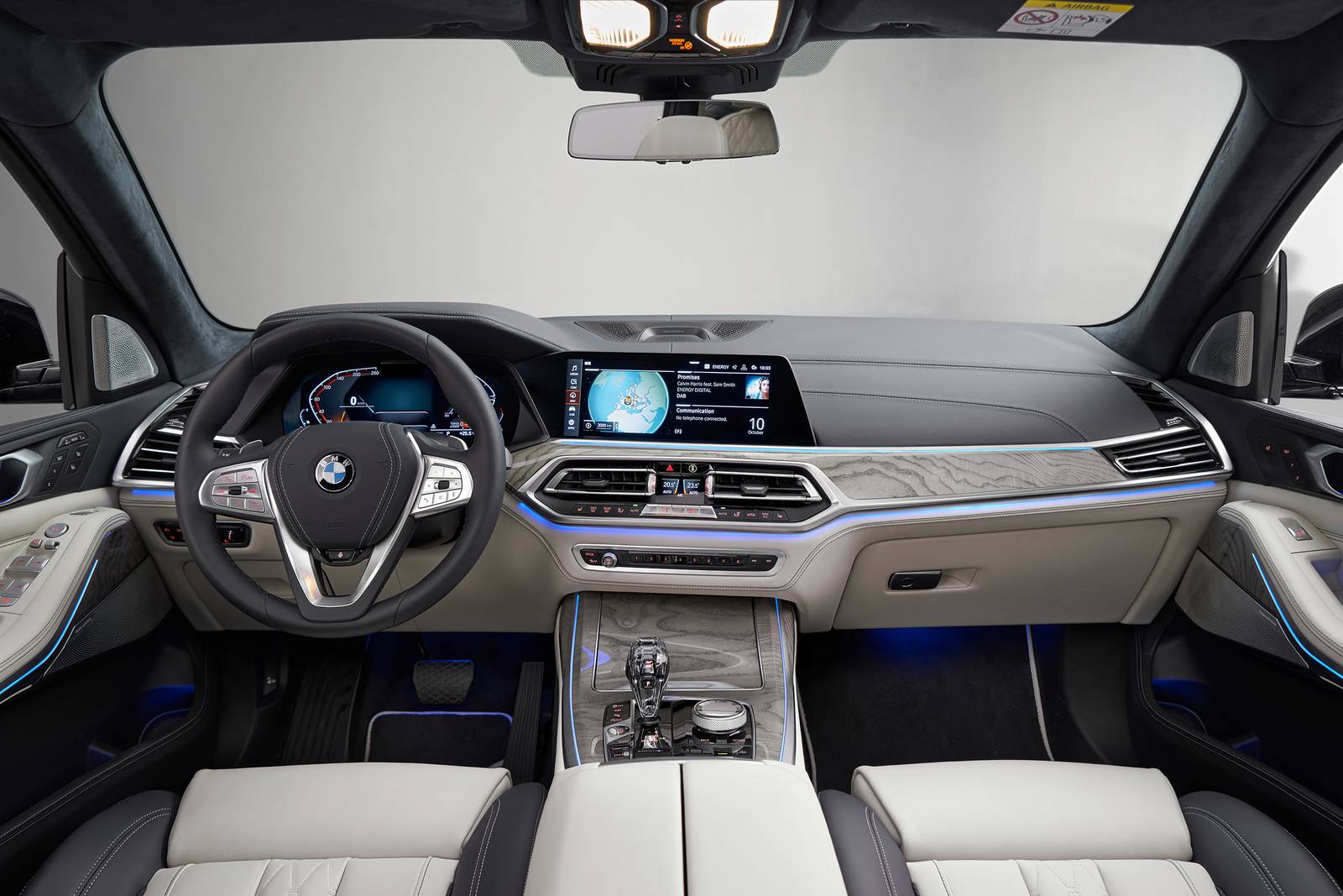 2019 BMW X7 front safety D