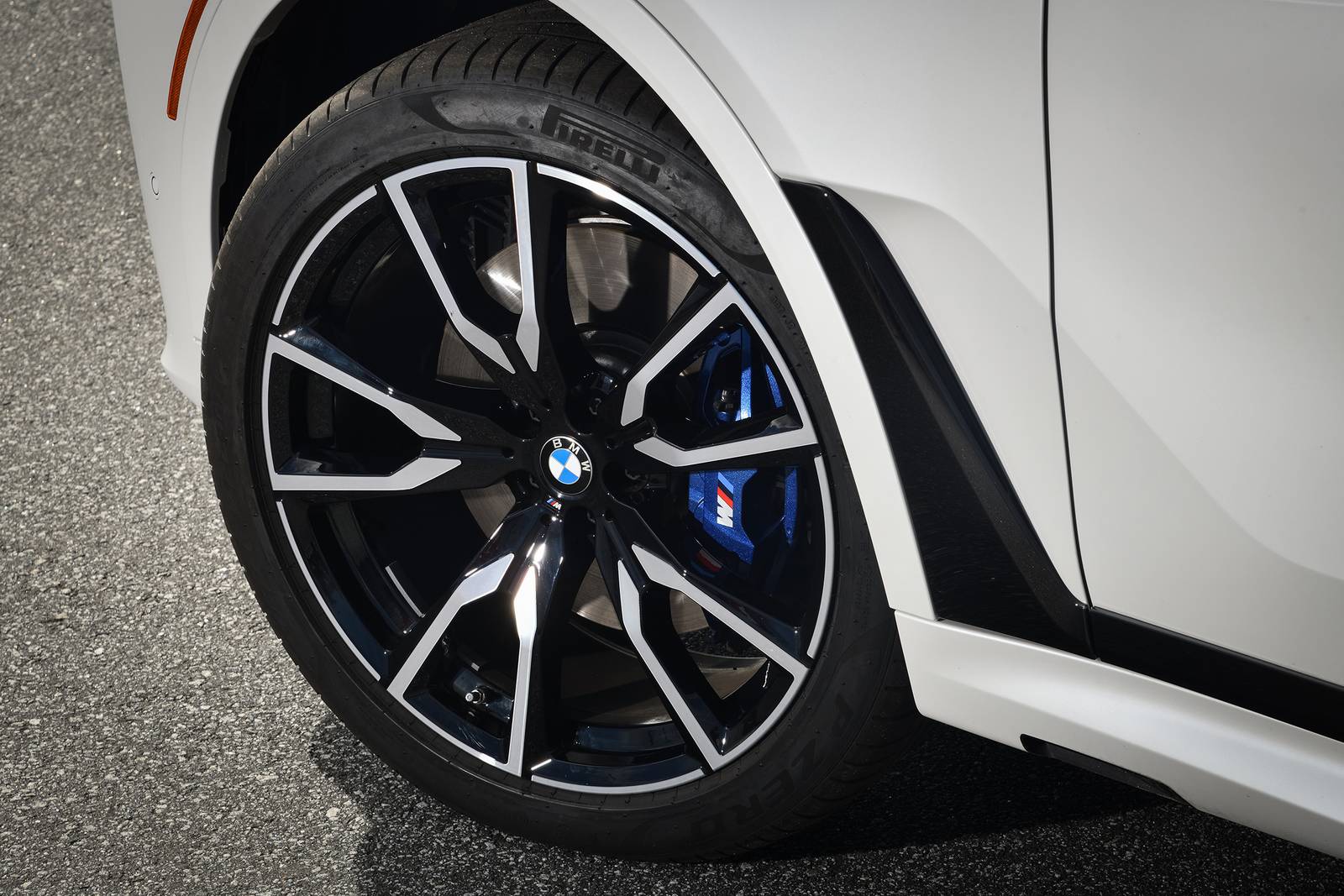 2019 Bmw X7 exterior W