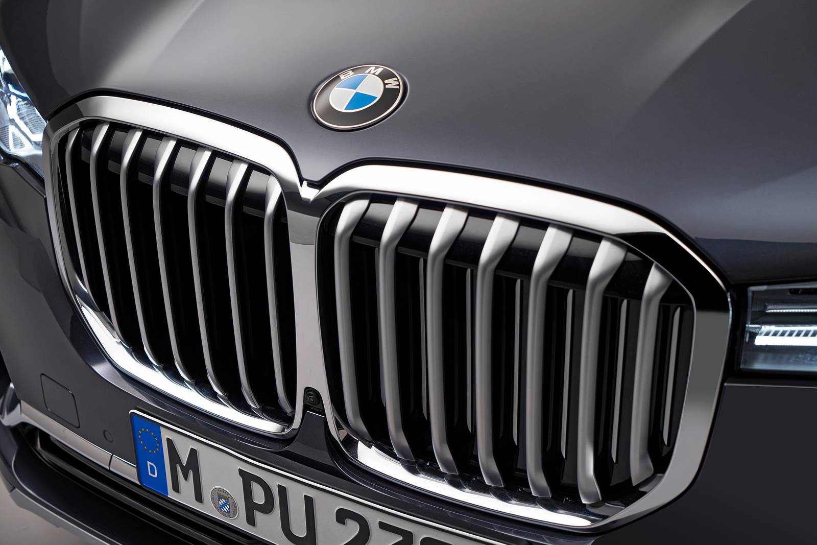2021 Bmw X7 exterior FBDG