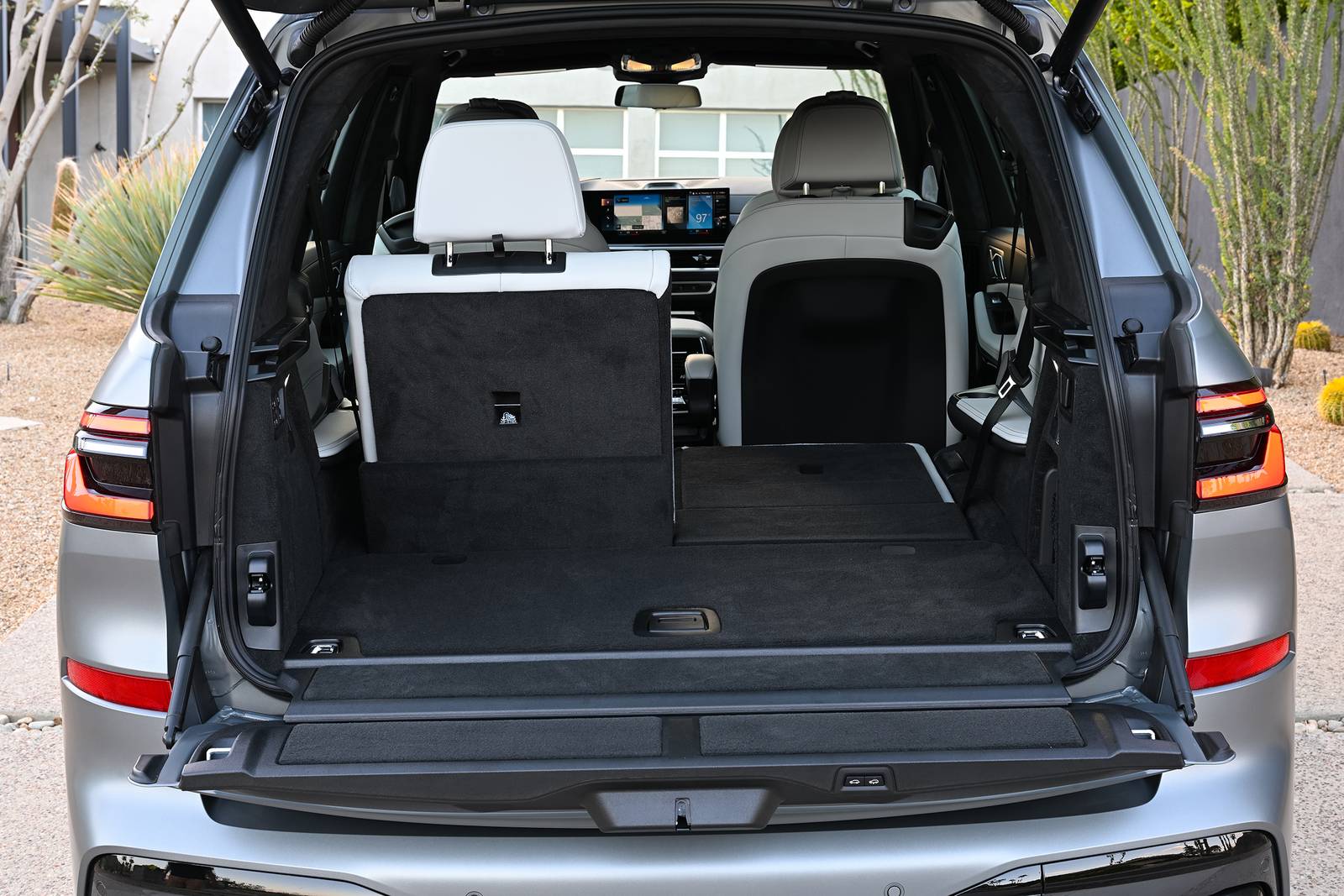2023 Bmw X7 interior RSD