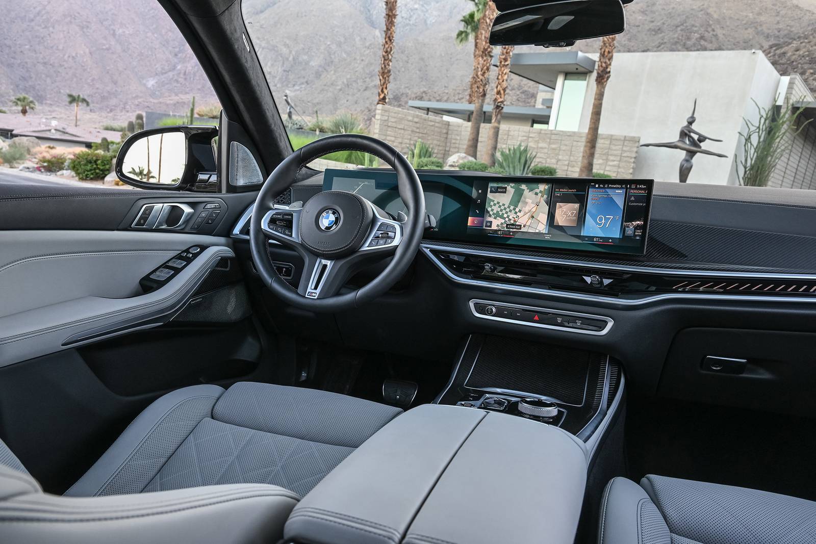 2023 Bmw X7 interior SWD