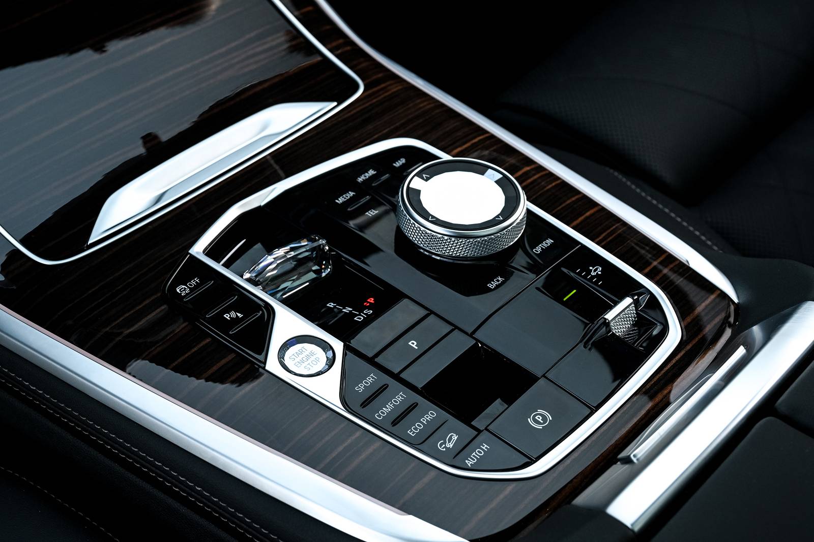 2023 Bmw X7 interior SHF