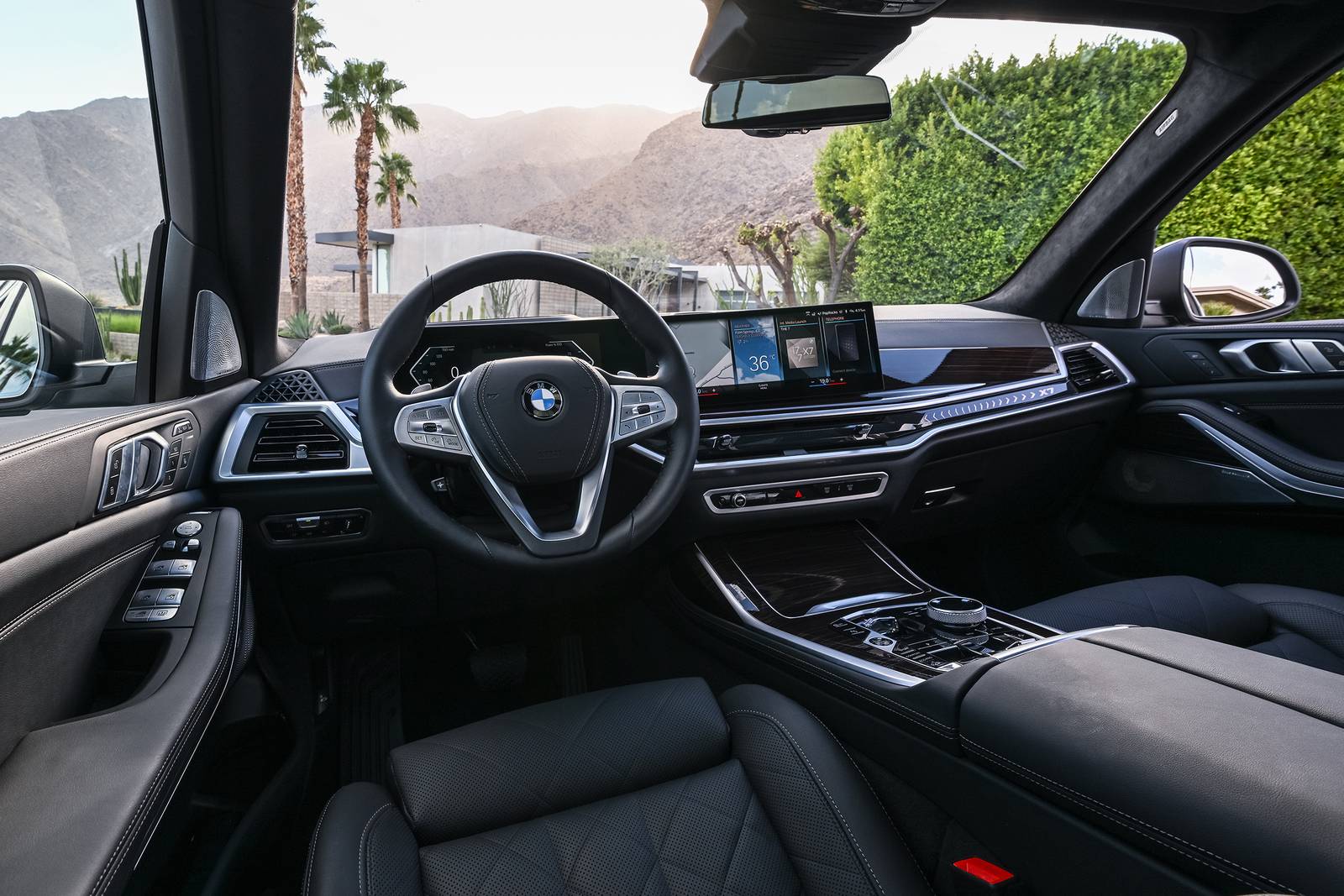 2023 Bmw X7 interior SWD