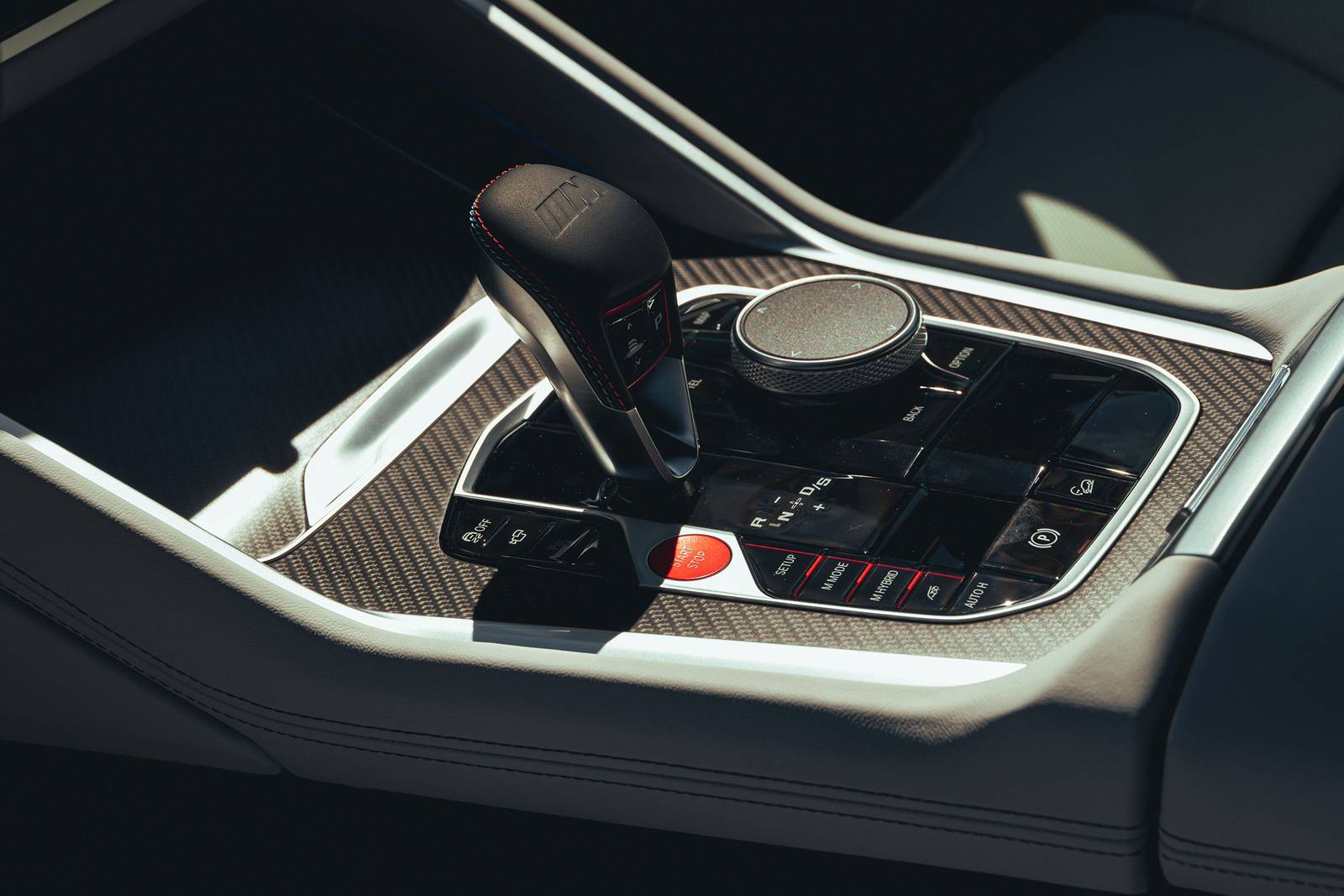 2024 Bmw Xm interior SHF