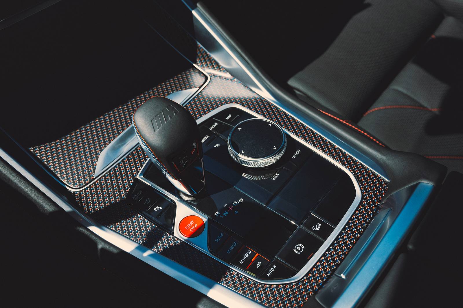 2024 Bmw Xm interior SHF