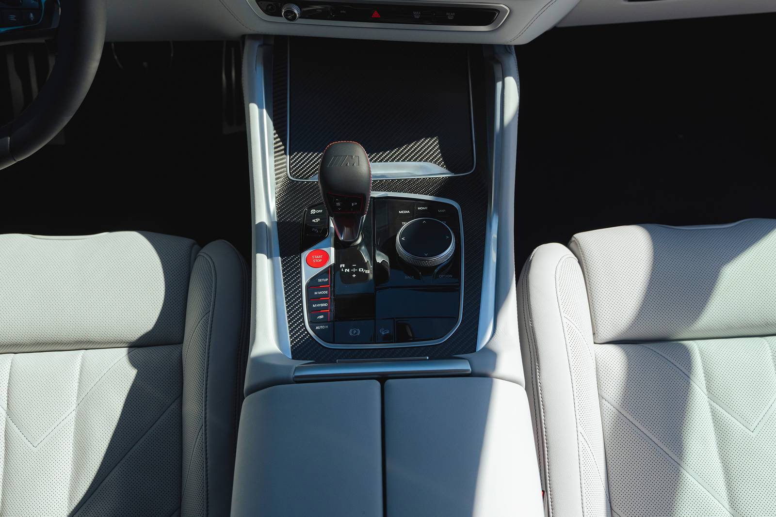 2025 Bmw Xm interior SHF