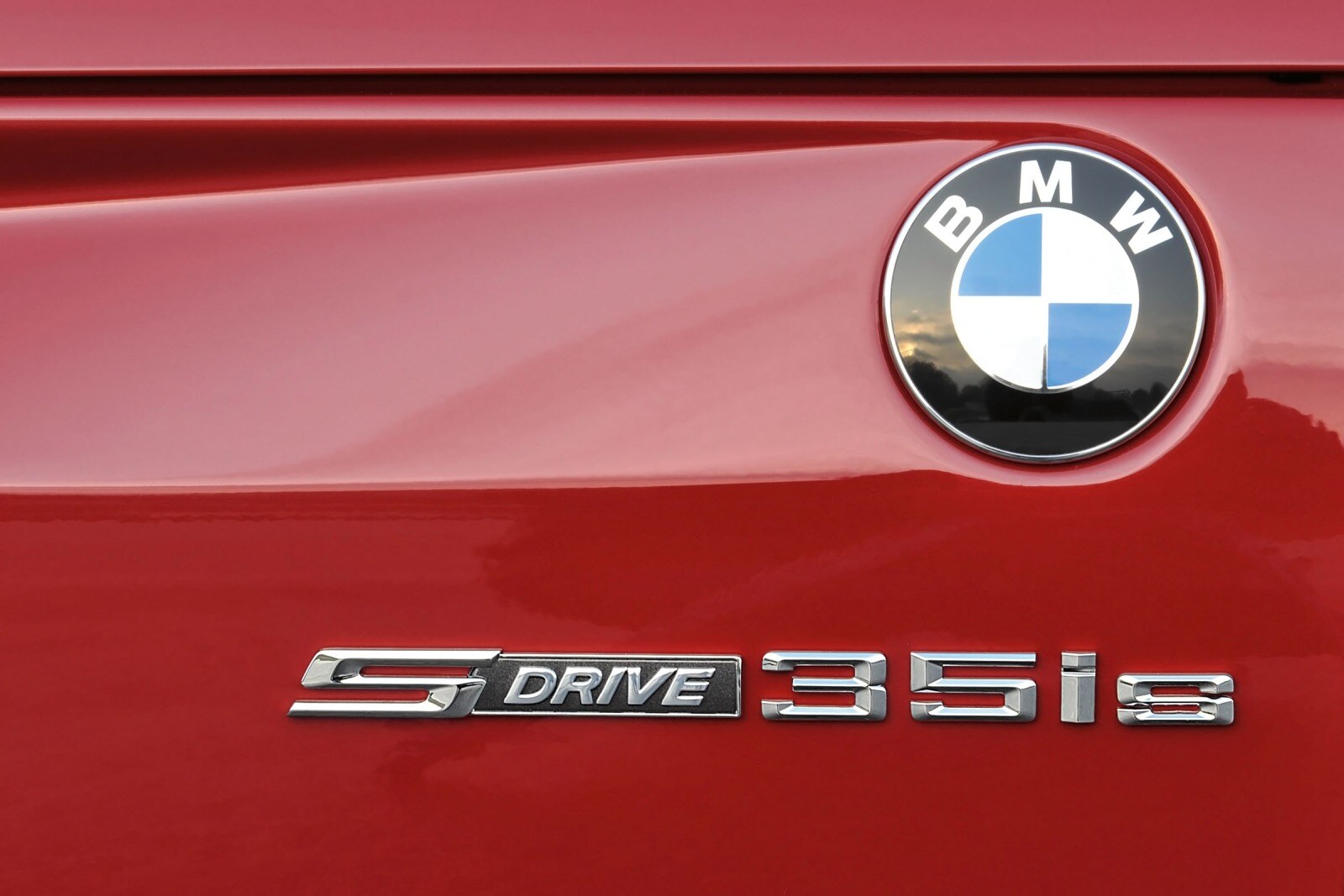 2012 BMW Z4 exterior EDETAIL