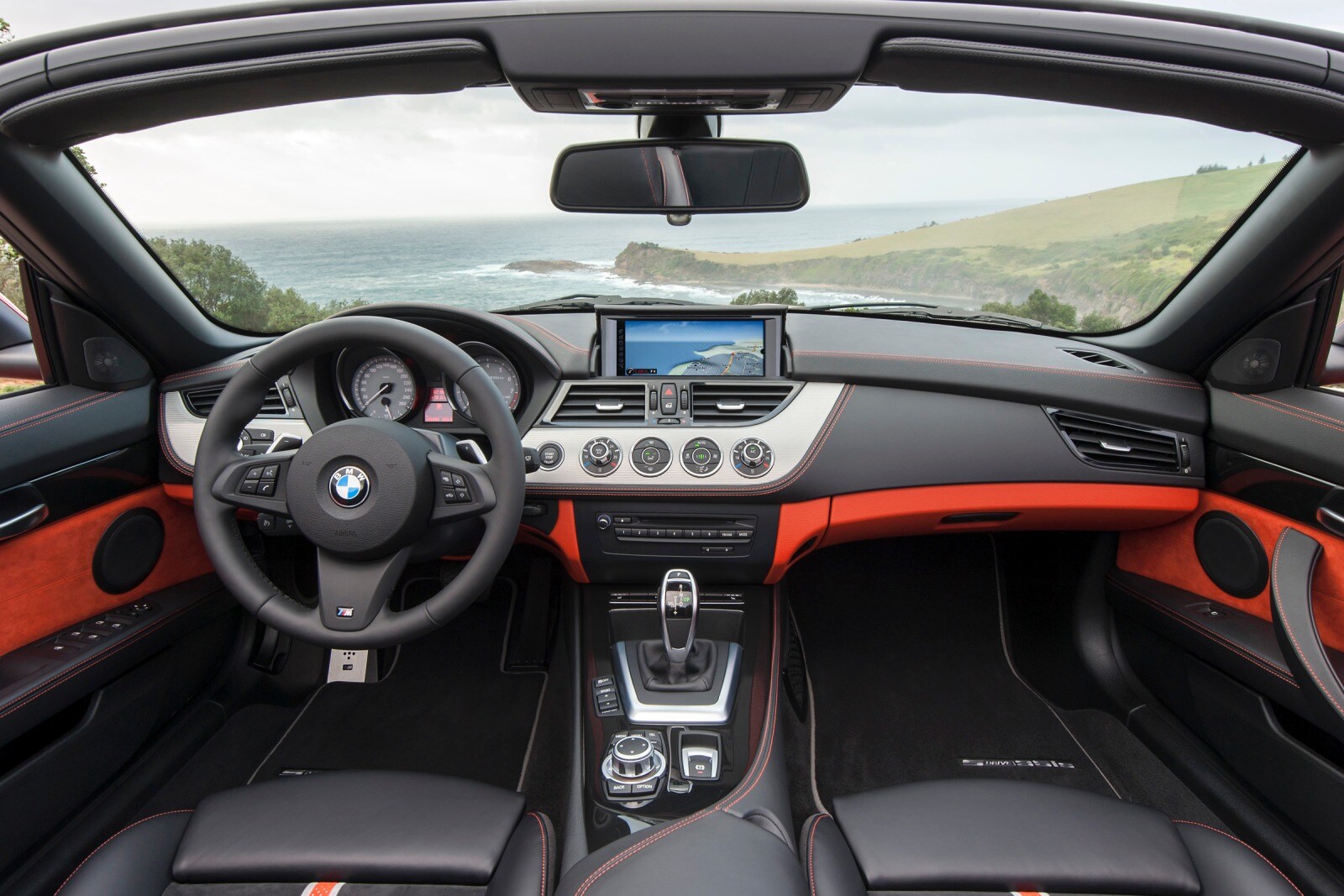 2015 BMW Z4 interior D
