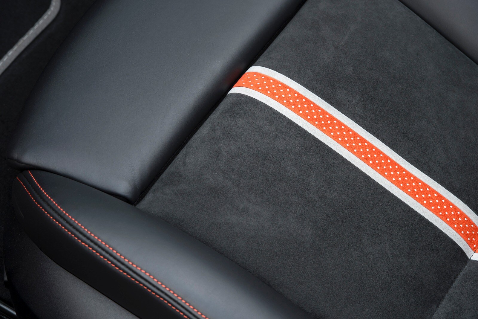 2015 BMW Z4 interior DETAIL