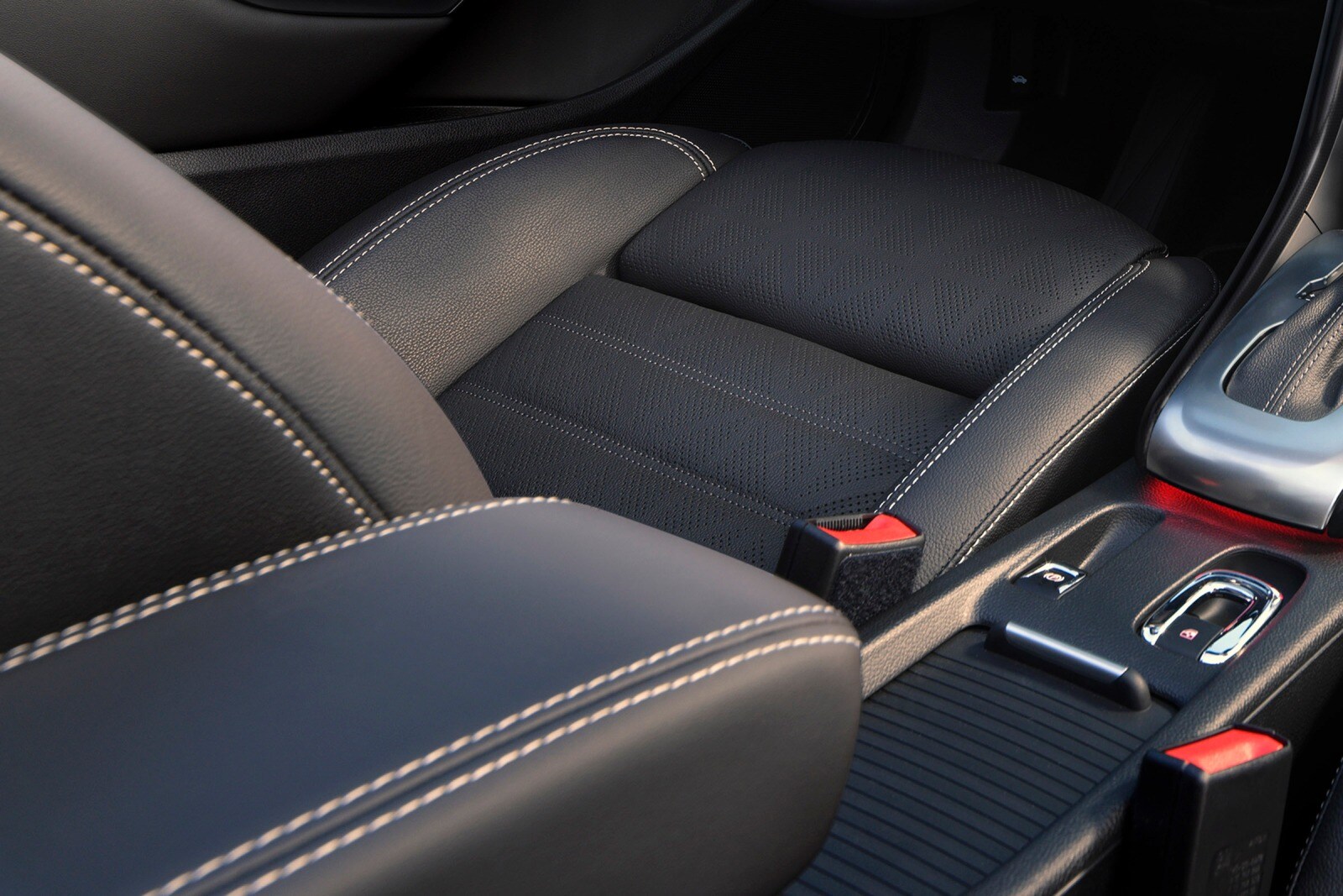 2016 Buick Cascada interior CC