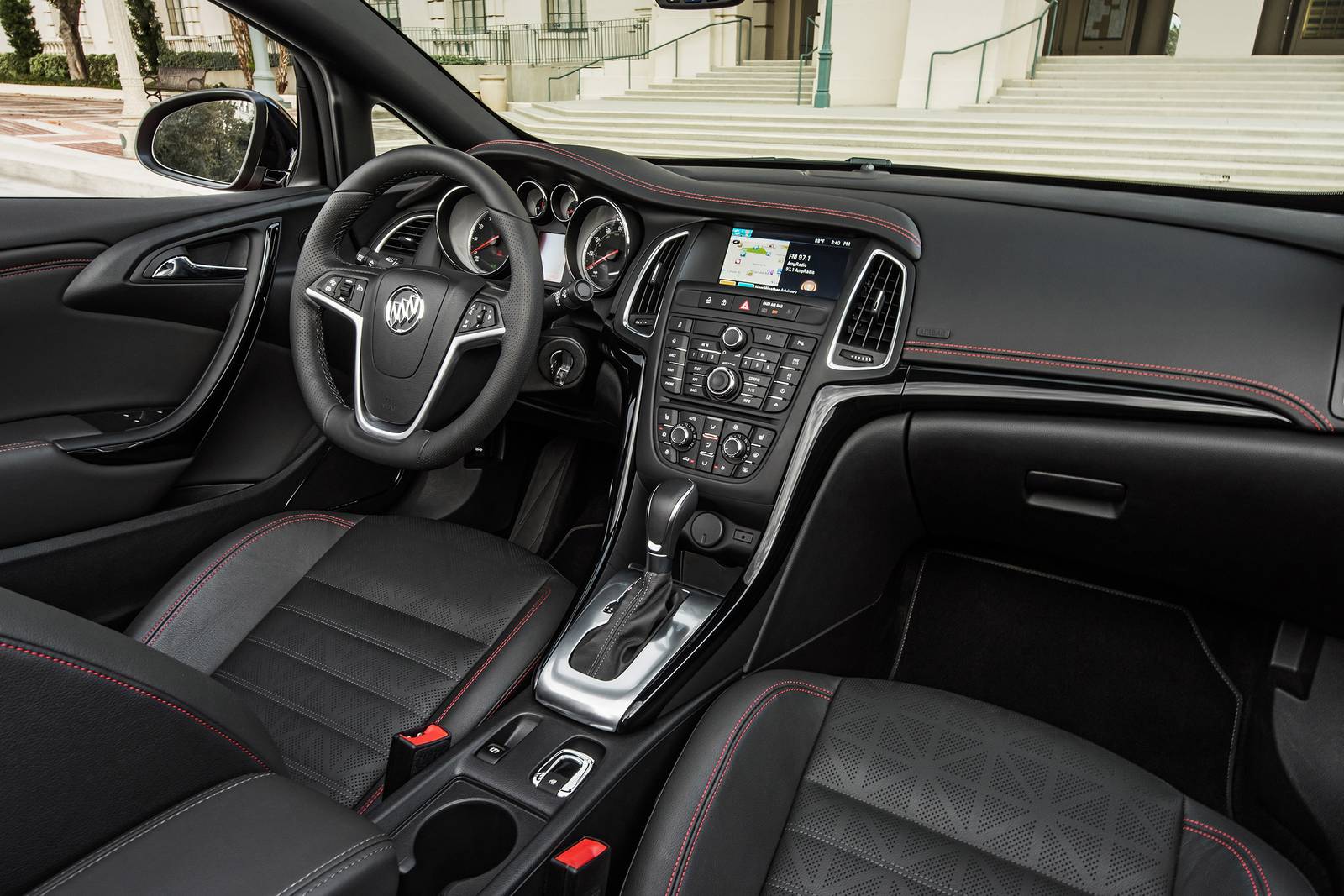 2018 Buick Cascada interior D