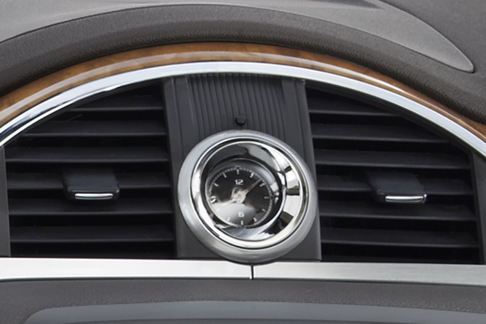 2008 Buick Enclave interior DETAIL