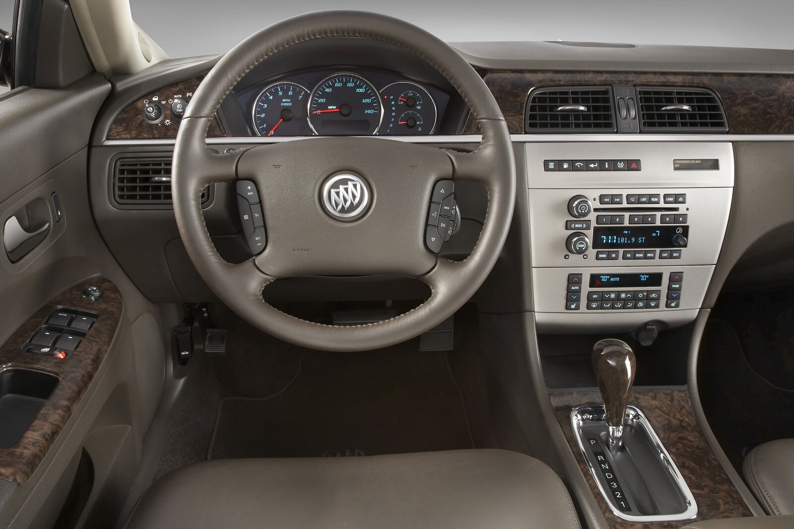 2008 Buick LaCrosse interior D