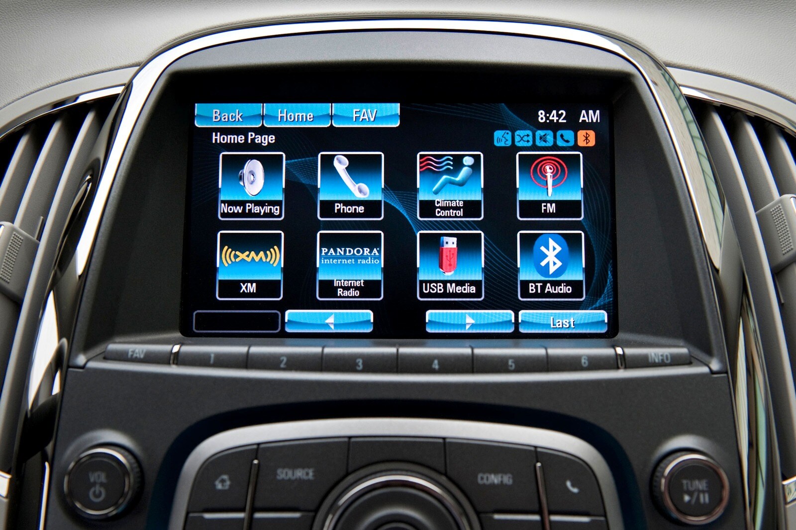 2013 Buick LaCrosse interior CC
