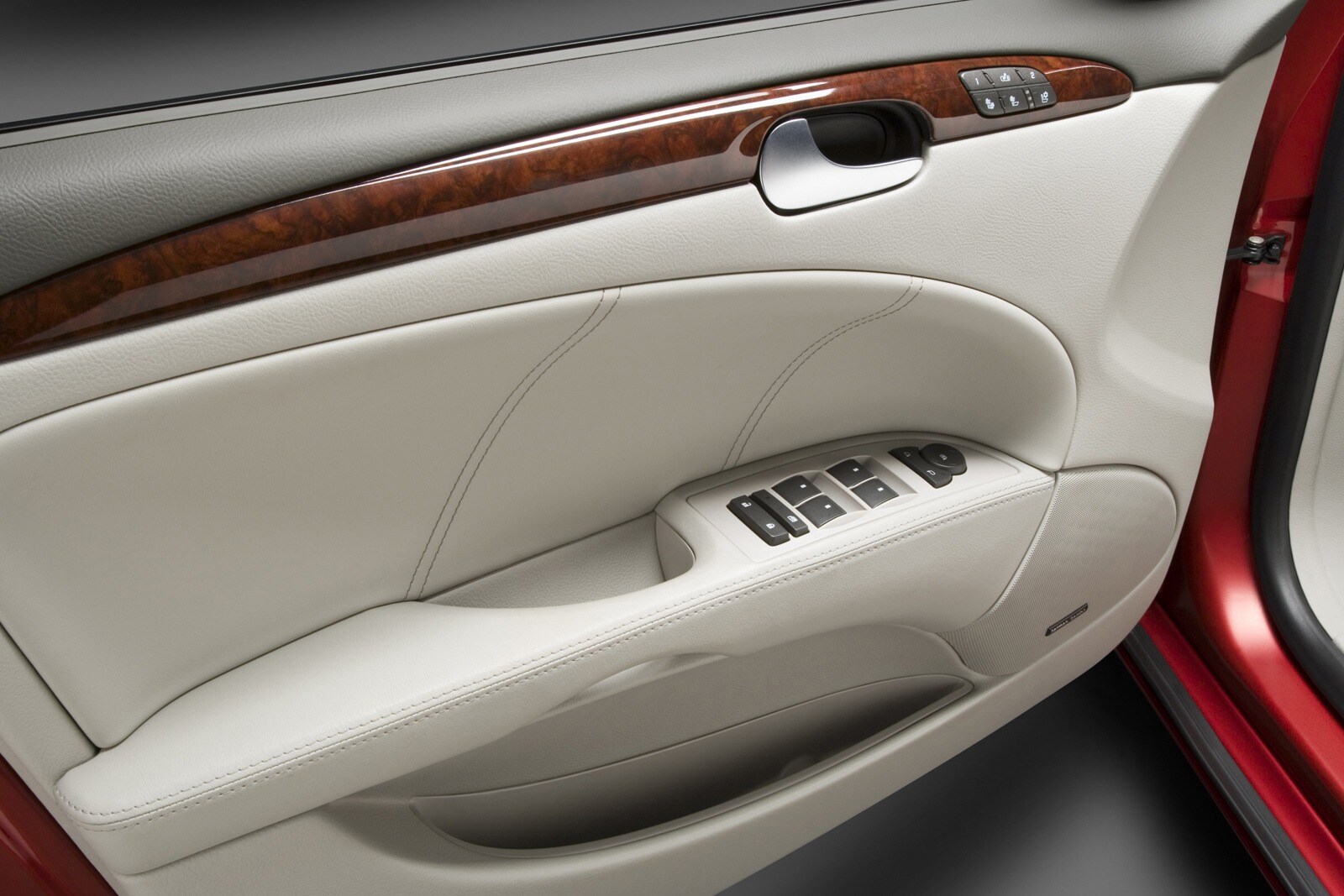 2008 Buick Lucerne interior DETAIL