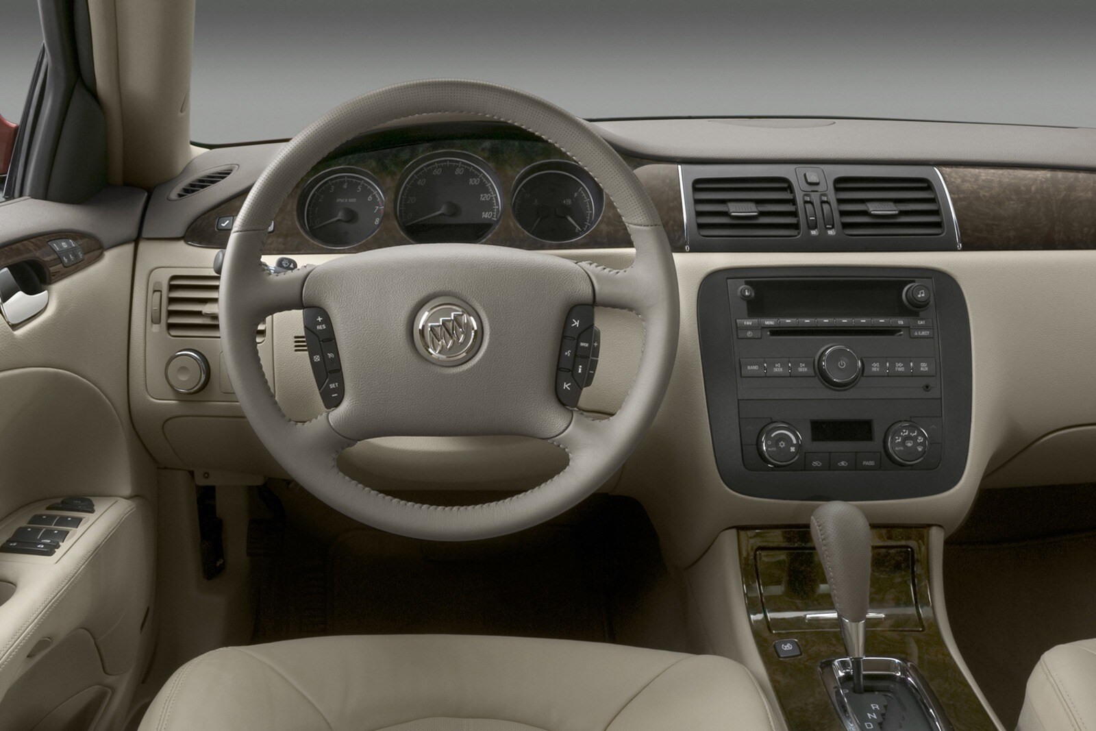 2008 Buick Lucerne interior D