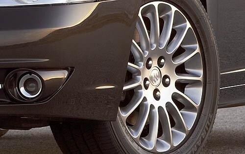 2009 Buick Lucerne — OEM photo 2