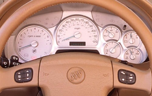2004 Buick Rainier interior G