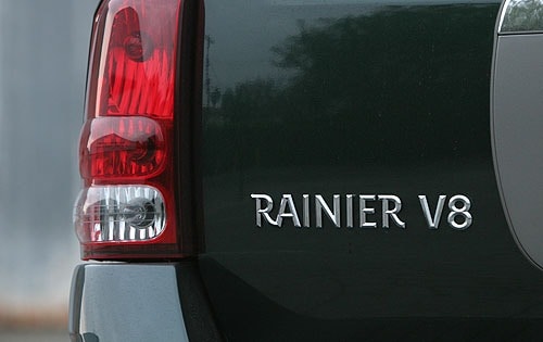 2005 Buick Rainier exterior FBDG