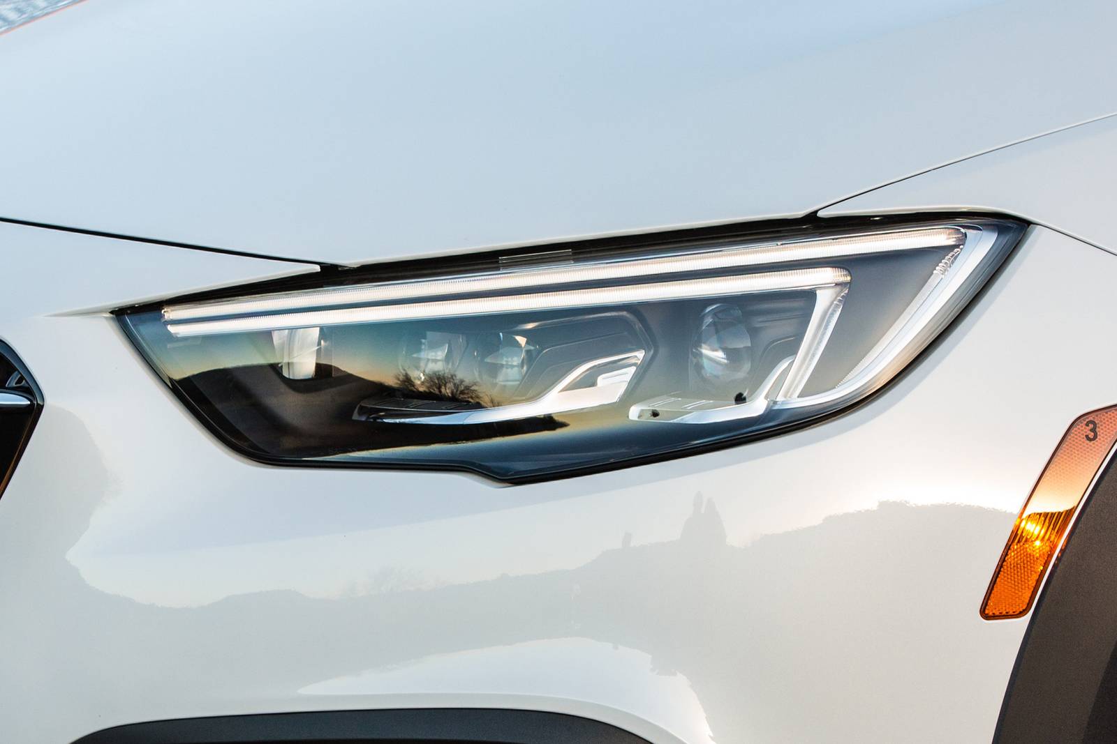 2018 Buick Regal exterior EDETAIL