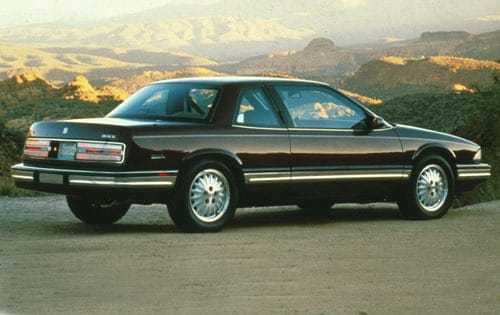 1990 Buick Regal exterior RQ