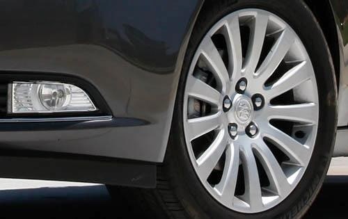 2011 Buick Regal exterior W