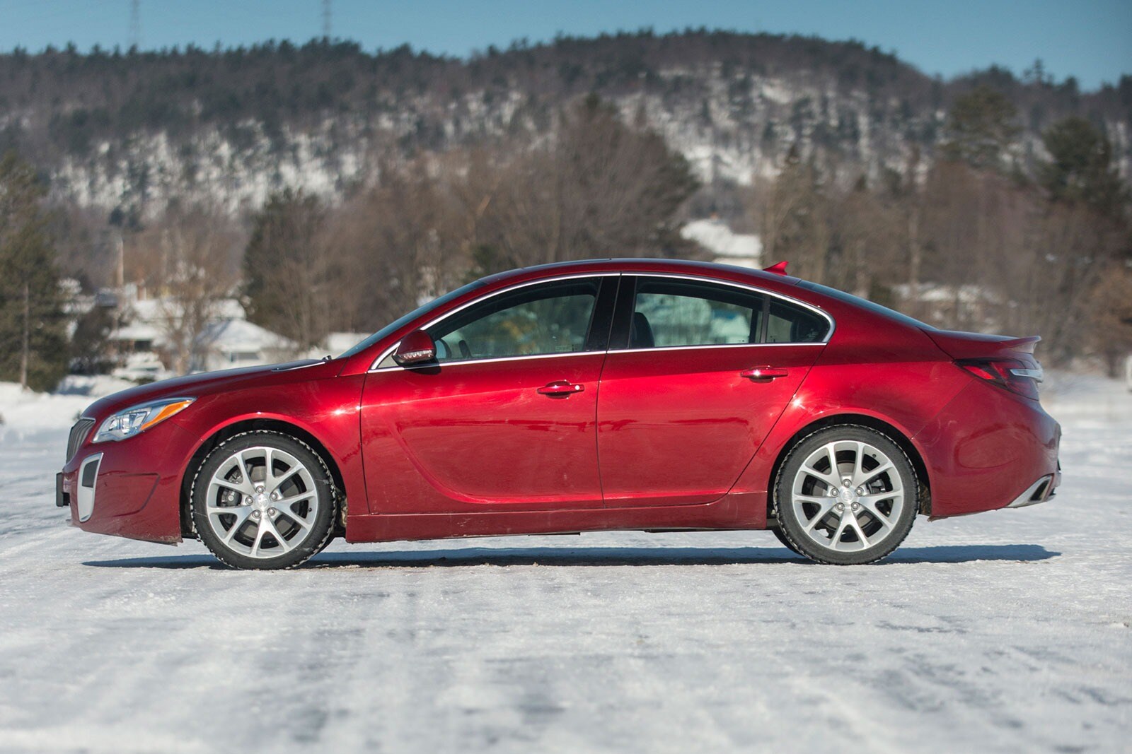2016 Buick Regal exterior F