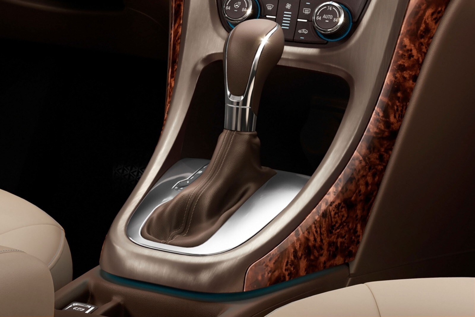 2015 Buick Verano interior SHF