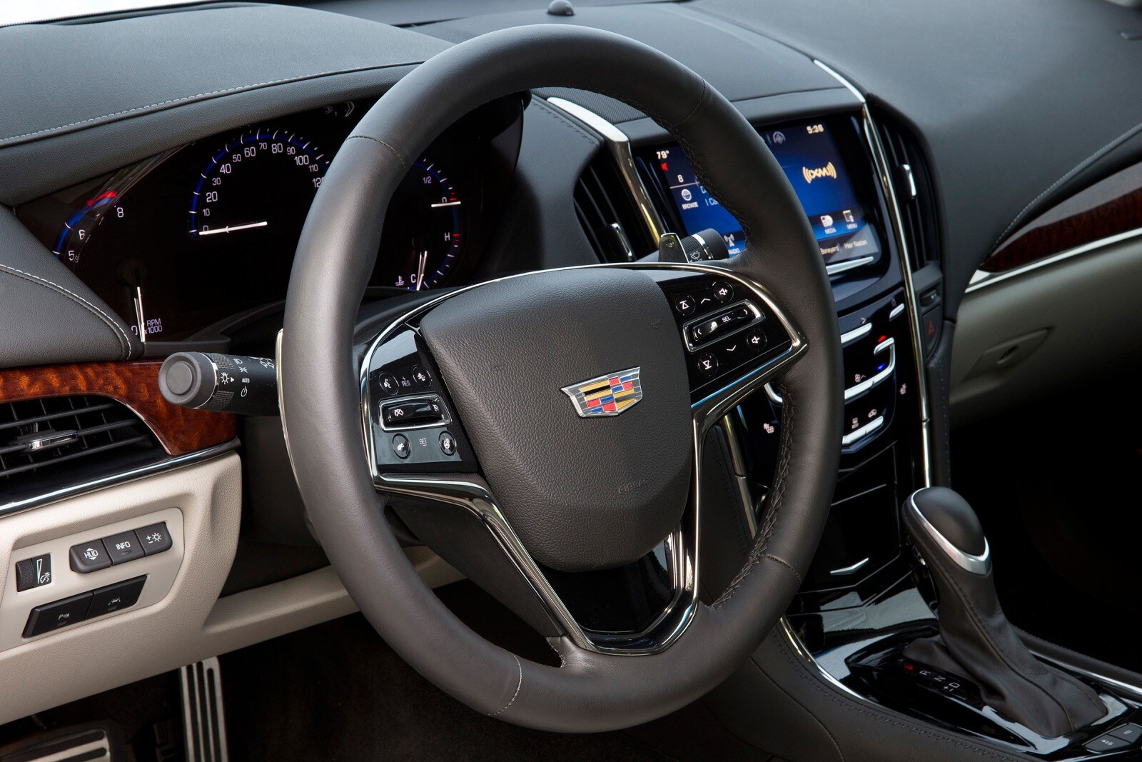 2017 Cadillac Ats interior SWD
