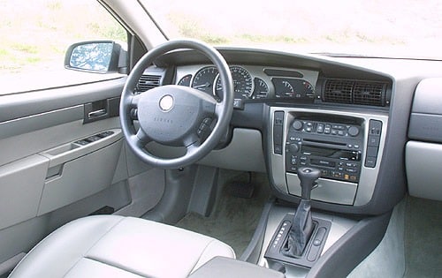 2001 Cadillac Catera interior I