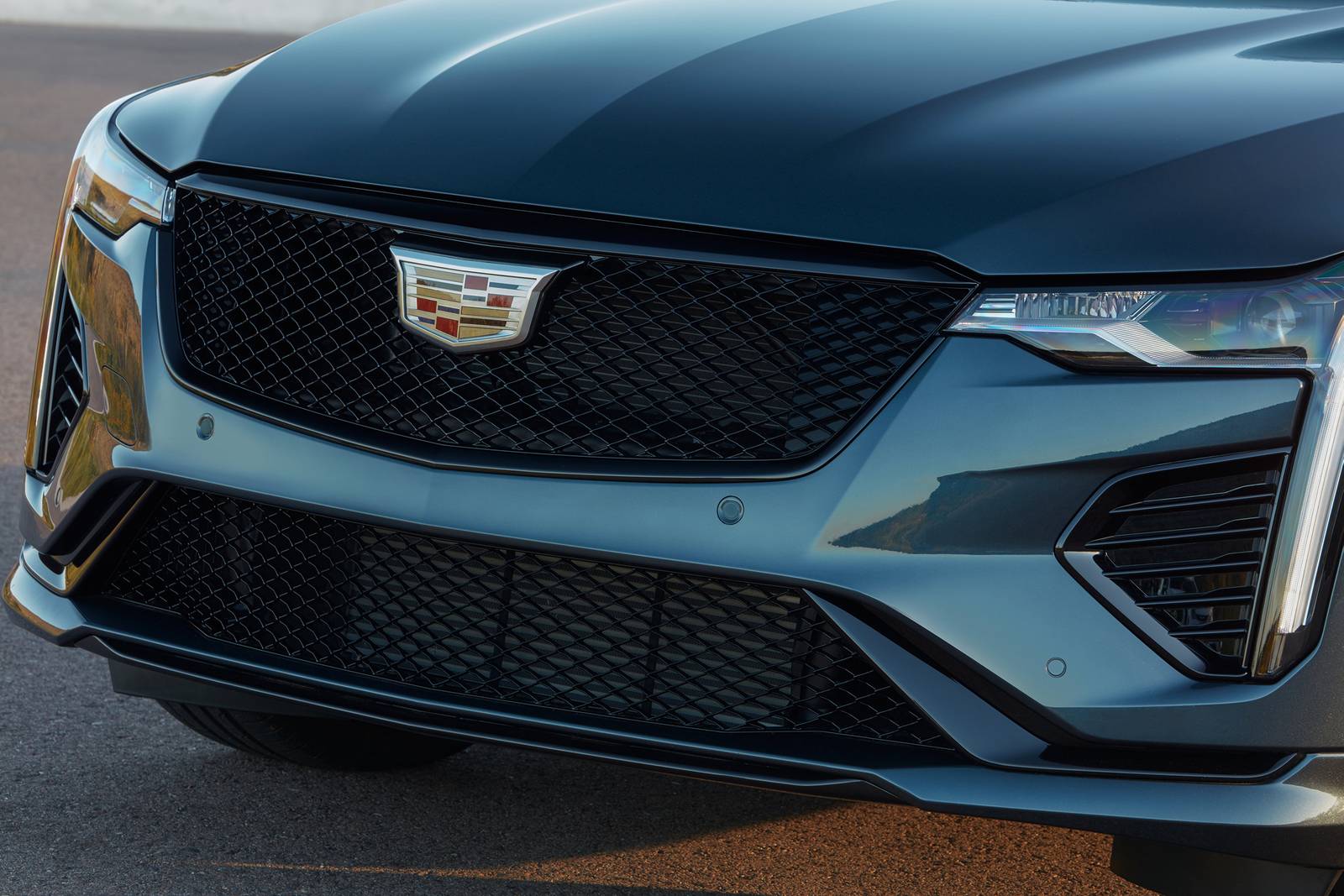 2024 Cadillac Ct4 exterior FBDG