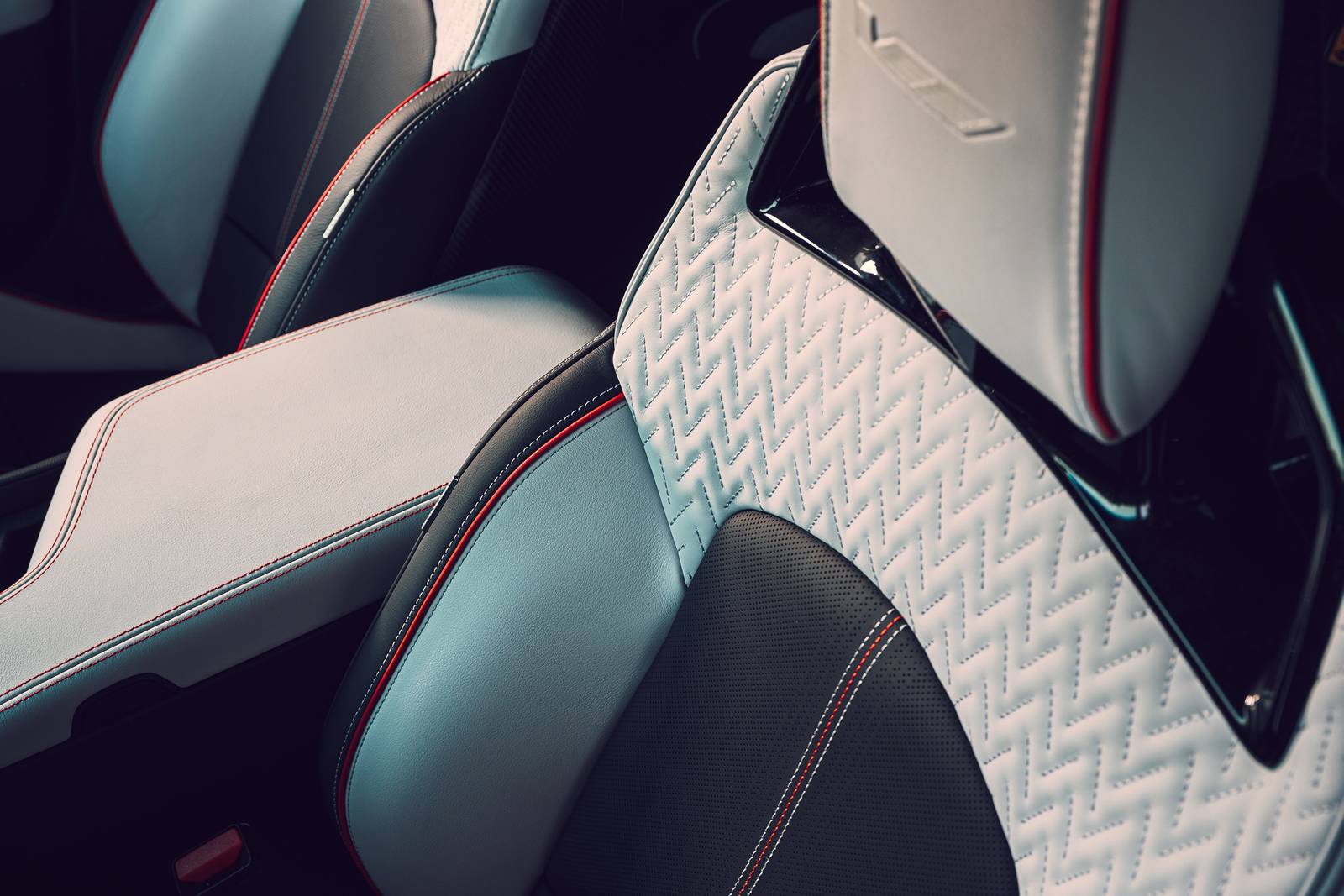 2024 Cadillac Ct5 interior DETAIL