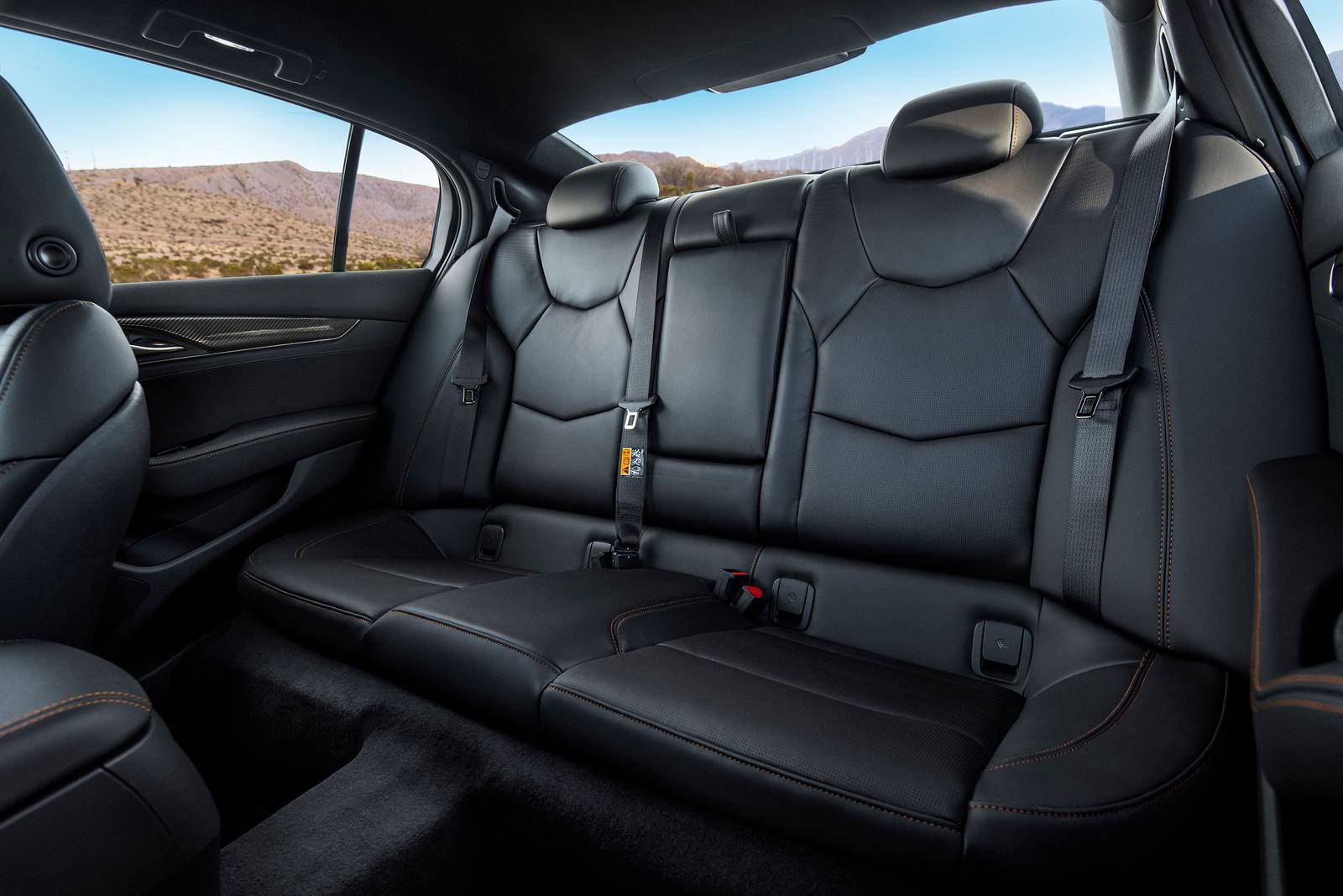 2024 Cadillac Ct5 interior RI