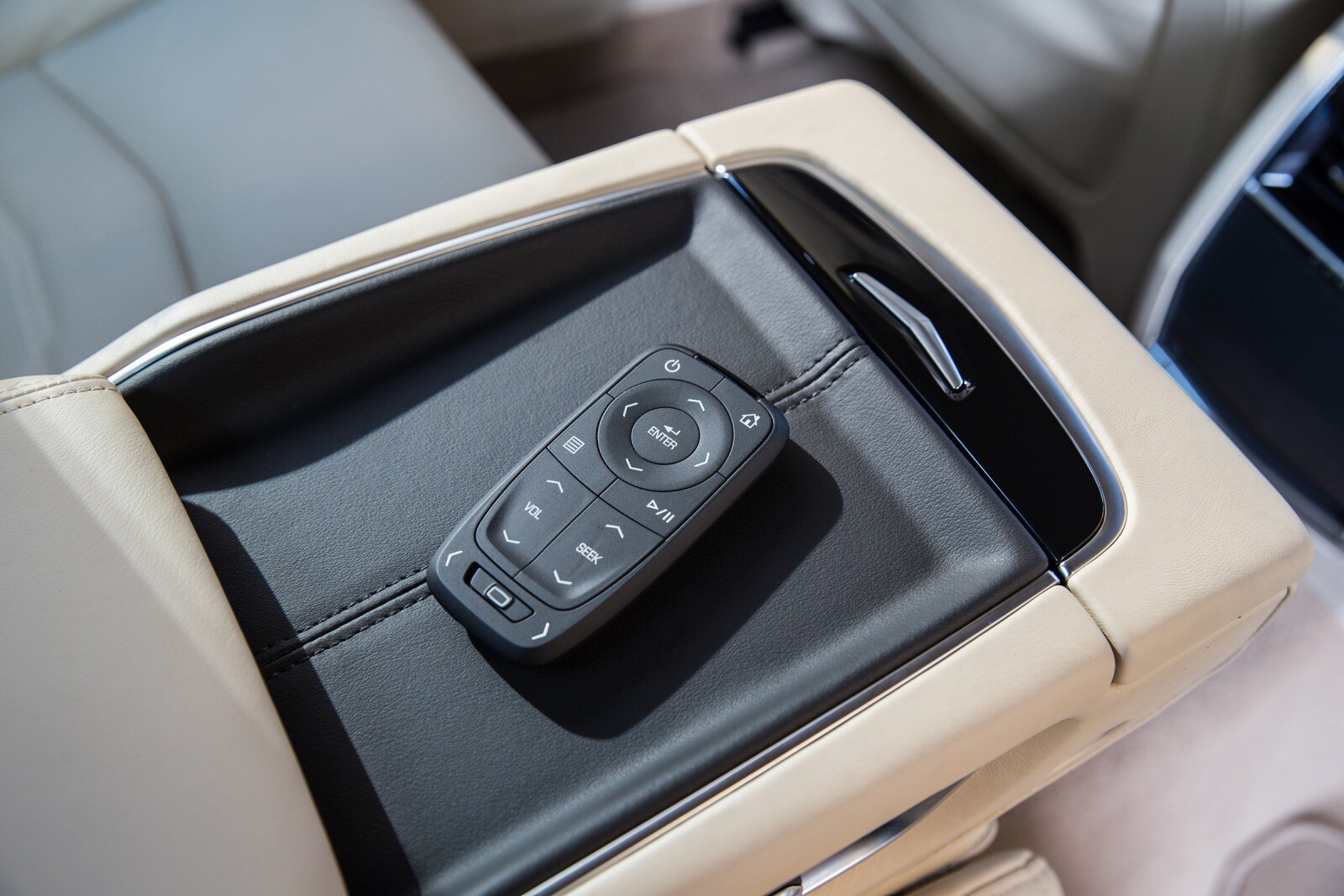 2017 Cadillac CT6 front safety DETAIL