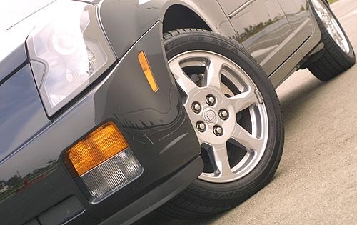 2003 Cadillac CTS exterior W