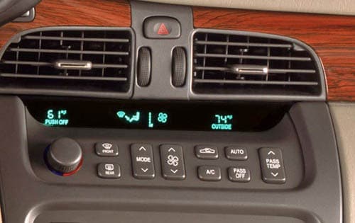 2005 Cadillac DeVille interior CC